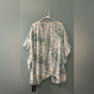 NWT … JUSTIN & TAYLOR “Size: OS” Sunny Fields Kimono